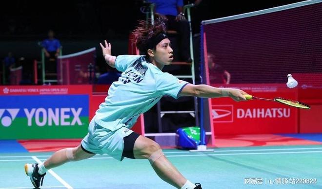 的肢体接触 的肢体接触